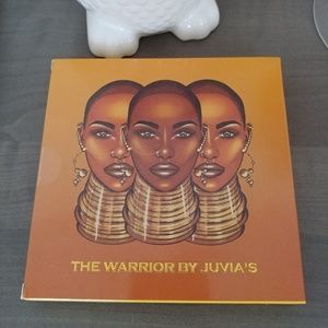 💝FIRM! NWT JUVIA'S THE WARRIOR EYESHADOW PALETTE